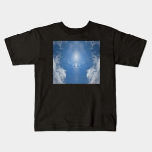 32M Unique Blue White Clouds Sky Abstract Nature Photo Kids T-Shirt
